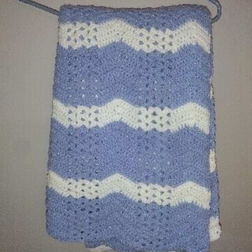 VTG hand knit afghan blanket  Lavender &White W/ Sparkles 73" X 39"